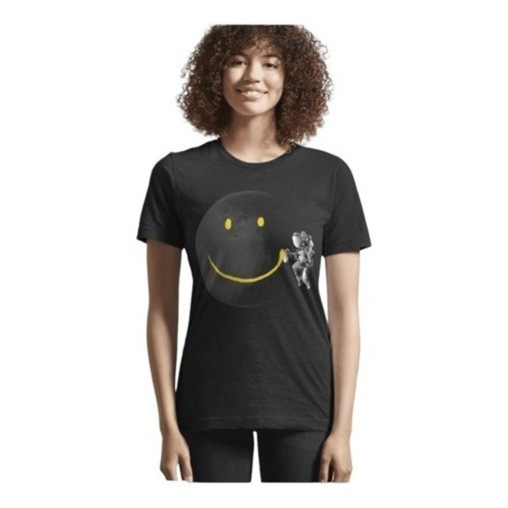 Threadless Make A Smile Graphic Tee Black Astronaut Graffiti Moon Smile Emoji S‎